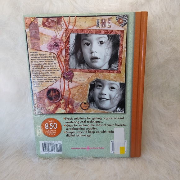 2 Scrapbooks - Picture 3 of 7